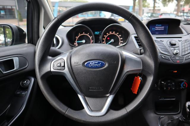 Ford Fiesta 1.0 Style Navi/ Bluetooth/ Airco 