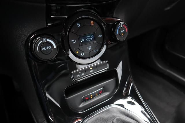 Ford Fiesta 1.0 EcoBoost Titanium 125pk Clima/Cruise /Bluetooth 
