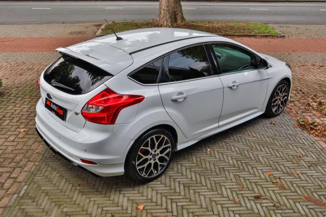 Ford Focus 1.6 EcoBoost ST-line Automaat/Camera/Clima/Cruise 